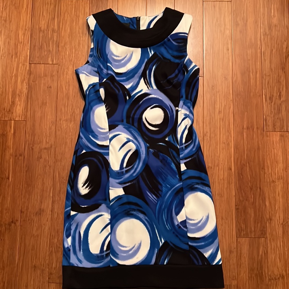 AGB Dress Blue and White circles